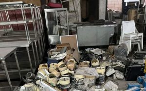 Read more about the article Jual Beli Barang Bekas Restoran Harga Tinggi, Cepat & Dibayar Tunai