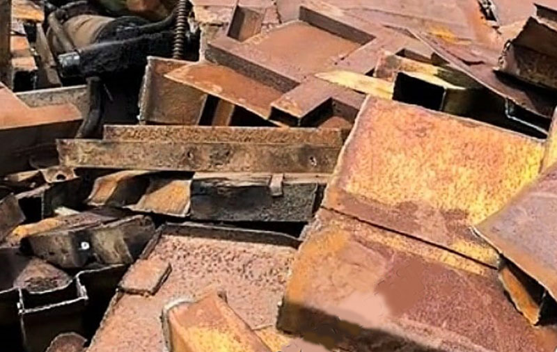 You are currently viewing Peluang Usaha Besi Bekas: Modal Kecil, Untung Besar